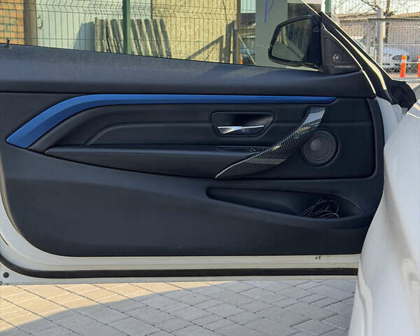 Белый БМВ 4 Серия, объемом двигателя 3 л и пробегом 141 тыс. км за 27400 $, фото 19 на Automoto.ua