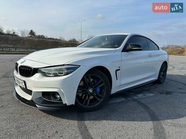 Белый БМВ 4 Серия, объемом двигателя 3 л и пробегом 123 тыс. км за 29000 $, фото 3 на Automoto.ua