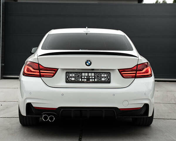 Белый БМВ 4 Серия, объемом двигателя 2 л и пробегом 67 тыс. км за 26000 $, фото 6 на Automoto.ua