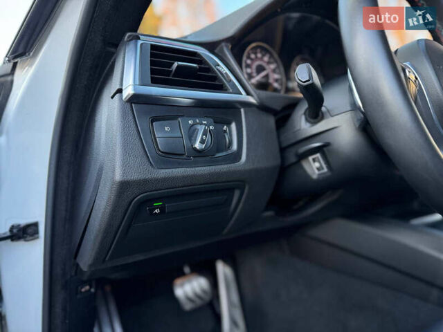 Белый БМВ 4 Серия, объемом двигателя 3 л и пробегом 46 тыс. км за 29500 $, фото 19 на Automoto.ua