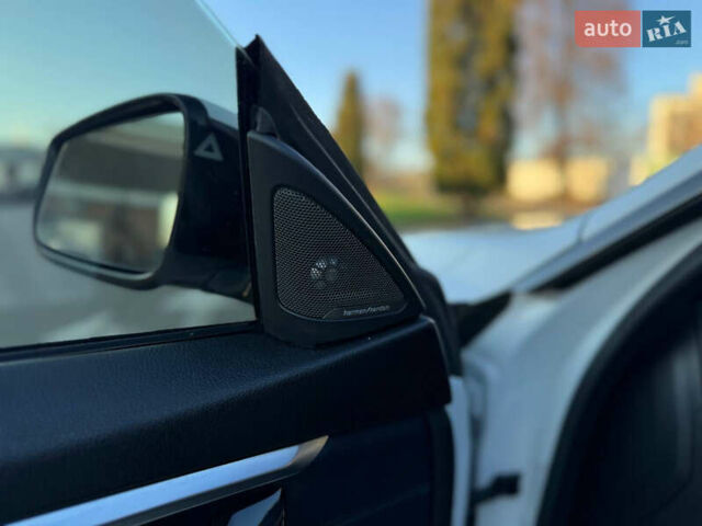 Белый БМВ 4 Серия, объемом двигателя 3 л и пробегом 46 тыс. км за 29500 $, фото 18 на Automoto.ua