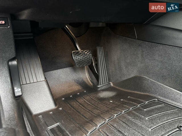 Белый БМВ 4 Серия, объемом двигателя 2 л и пробегом 88 тыс. км за 21000 $, фото 46 на Automoto.ua