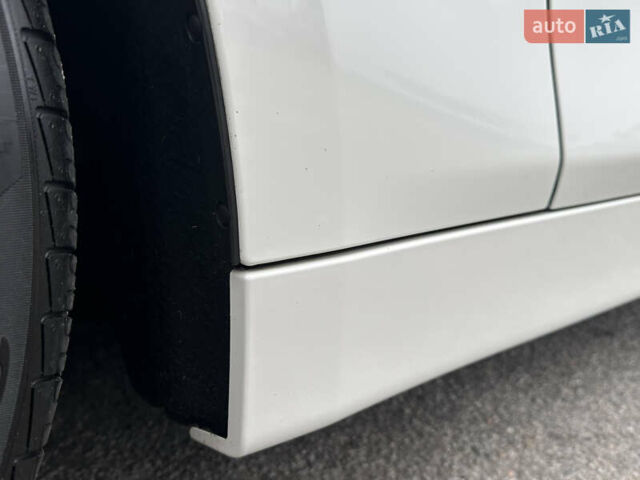 Білий БМВ 4 Серія, об'ємом двигуна 2 л та пробігом 87 тис. км за 21400 $, фото 99 на Automoto.ua