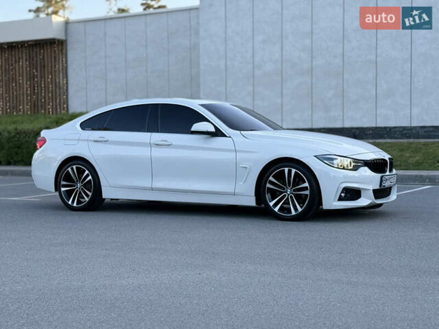 Белый БМВ 4 Серия, объемом двигателя 2 л и пробегом 103 тыс. км за 21200 $, фото 9 на Automoto.ua