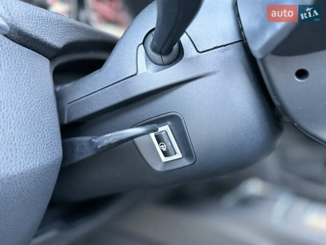 Белый БМВ 4 Серия, объемом двигателя 2 л и пробегом 103 тыс. км за 21200 $, фото 62 на Automoto.ua