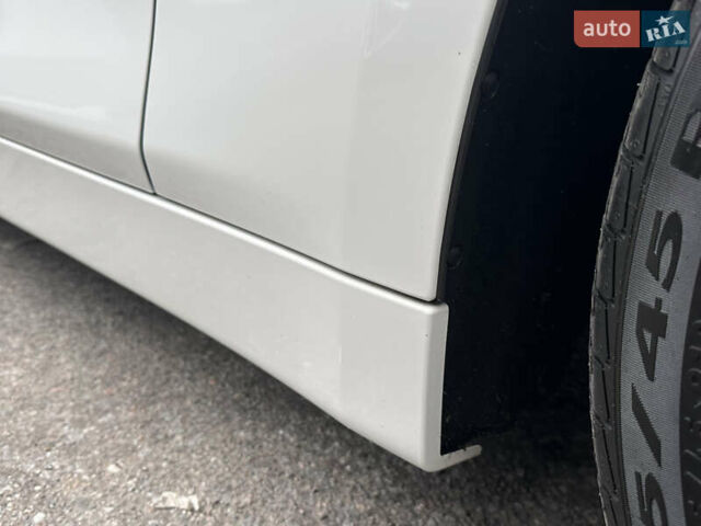 Белый БМВ 4 Серия, объемом двигателя 2 л и пробегом 88 тыс. км за 21000 $, фото 101 на Automoto.ua