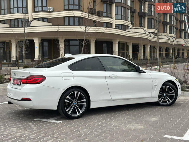 Білий БМВ 4 Серія, об'ємом двигуна 2 л та пробігом 87 тис. км за 21400 $, фото 21 на Automoto.ua