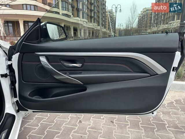 Білий БМВ 4 Серія, об'ємом двигуна 2 л та пробігом 87 тис. км за 21400 $, фото 74 на Automoto.ua