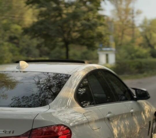 Белый БМВ 4 Серия, объемом двигателя 2 л и пробегом 170 тыс. км за 18700 $, фото 4 на Automoto.ua