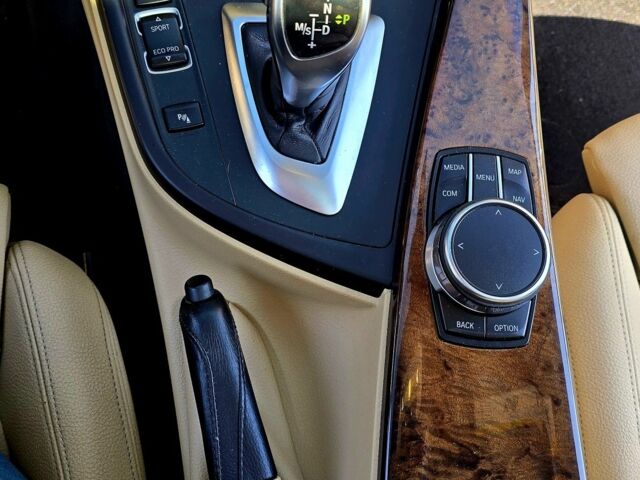 Белый БМВ 4 Серия, объемом двигателя 2 л и пробегом 115 тыс. км за 20700 $, фото 12 на Automoto.ua