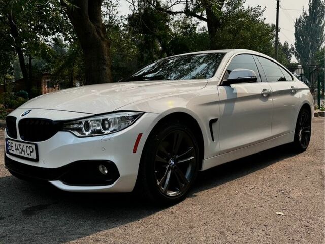 Белый БМВ 4 Серия, объемом двигателя 2 л и пробегом 216 тыс. км за 17500 $, фото 4 на Automoto.ua
