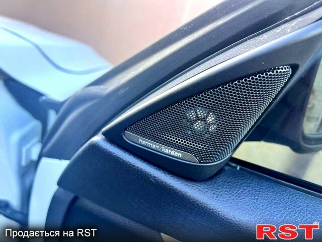 Белый БМВ 4 Серия, объемом двигателя 2 л и пробегом 130 тыс. км за 19500 $, фото 3 на Automoto.ua