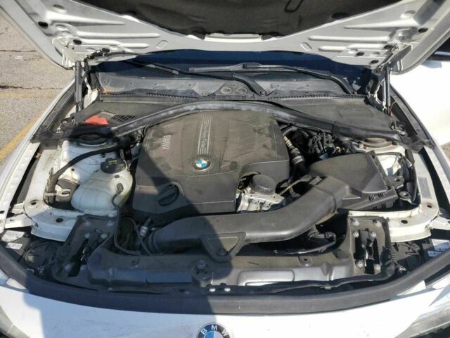 Білий БМВ 4 Серія, об'ємом двигуна 3 л та пробігом 203 тис. км за 12800 $, фото 10 на Automoto.ua