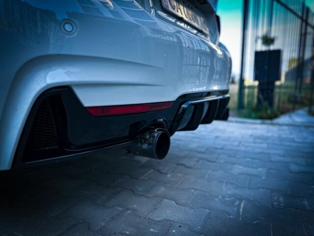 Белый БМВ 4 Серия, объемом двигателя 2 л и пробегом 155 тыс. км за 18499 $, фото 8 на Automoto.ua