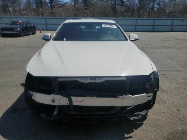 Белый БМВ 4 Серия, объемом двигателя 2 л и пробегом 80 тыс. км за 4000 $, фото 4 на Automoto.ua