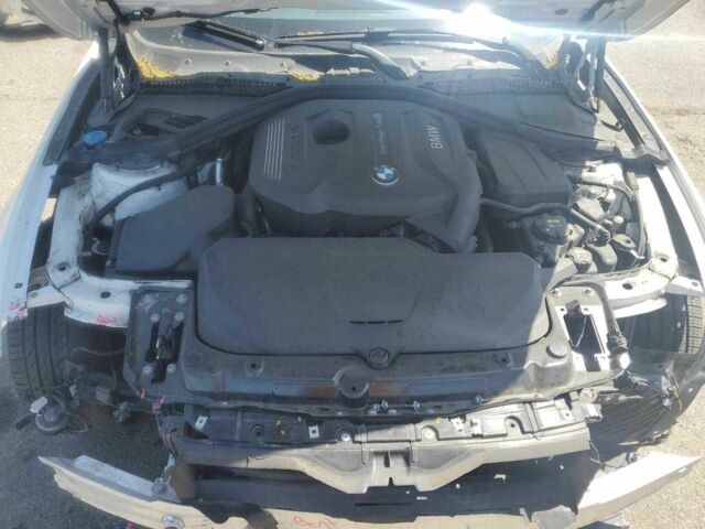 Белый БМВ 4 Серия, объемом двигателя 2 л и пробегом 80 тыс. км за 4000 $, фото 10 на Automoto.ua