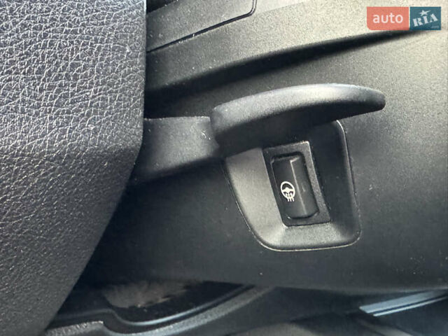 Чорний БМВ 4 Серія, об'ємом двигуна 2 л та пробігом 190 тис. км за 13200 $, фото 21 на Automoto.ua