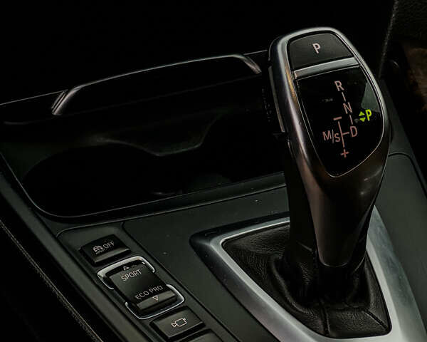 Черный БМВ 4 Серия, объемом двигателя 3 л и пробегом 170 тыс. км за 21000 $, фото 16 на Automoto.ua