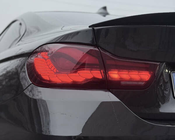 Чорний БМВ 4 Серія, об'ємом двигуна 2 л та пробігом 86 тис. км за 22500 $, фото 9 на Automoto.ua