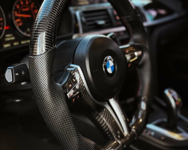 Черный БМВ 4 Серия, объемом двигателя 3 л и пробегом 125 тыс. км за 27300 $, фото 9 на Automoto.ua