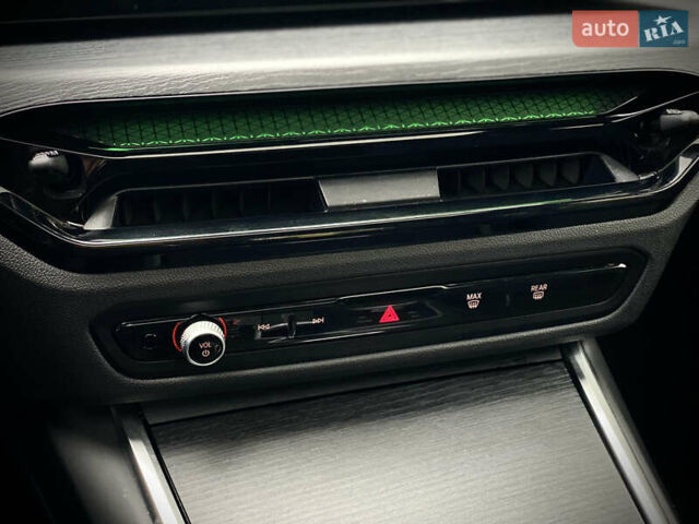 Черный БМВ 4 Серия, объемом двигателя 2 л и пробегом 15 тыс. км за 55000 $, фото 27 на Automoto.ua