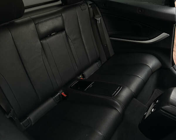 Красный БМВ 4 Серия, объемом двигателя 2 л и пробегом 160 тыс. км за 20600 $, фото 16 на Automoto.ua