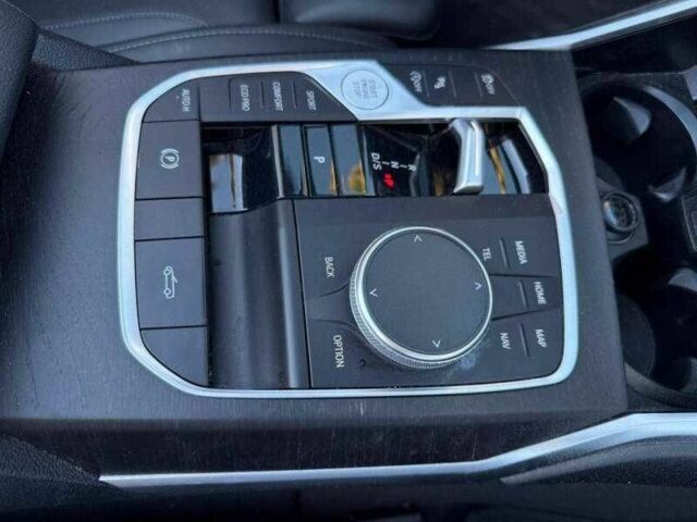 Красный БМВ 4 Серия, объемом двигателя 2 л и пробегом 12 тыс. км за 19200 $, фото 11 на Automoto.ua