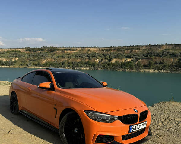 Красный БМВ 4 Серия, объемом двигателя 2 л и пробегом 220 тыс. км за 16200 $, фото 1 на Automoto.ua