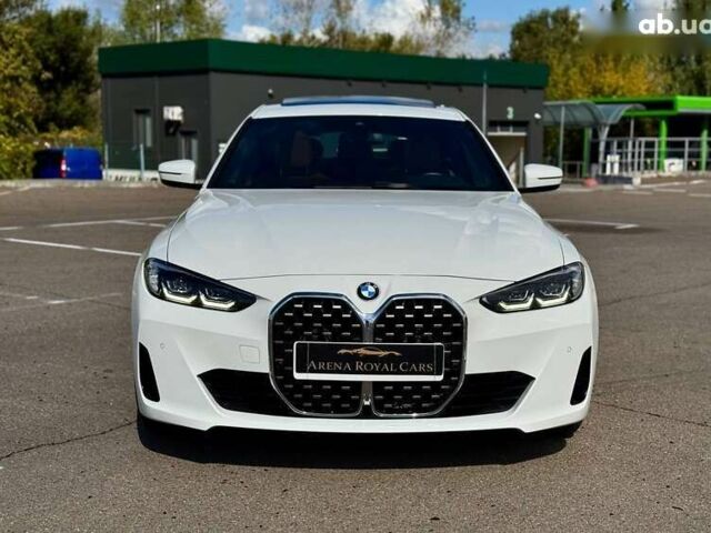 БМВ 4 Серия, объемом двигателя 2 л и пробегом 29 тыс. км за 43990 $, фото 3 на Automoto.ua