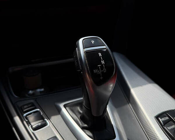 Серый БМВ 4 Серия, объемом двигателя 3 л и пробегом 315 тыс. км за 22500 $, фото 13 на Automoto.ua