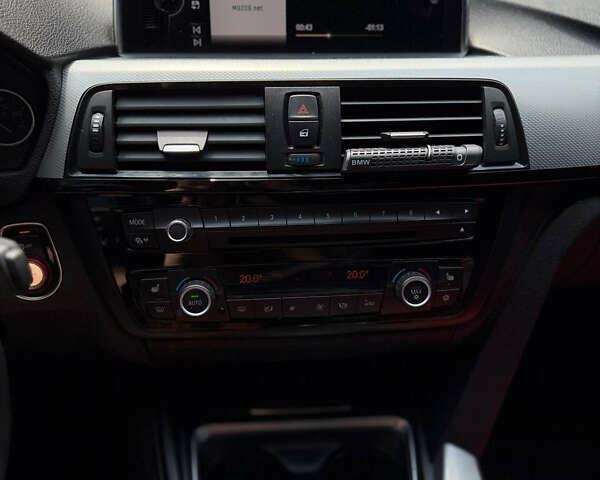 Серый БМВ 4 Серия, объемом двигателя 3 л и пробегом 315 тыс. км за 22500 $, фото 12 на Automoto.ua