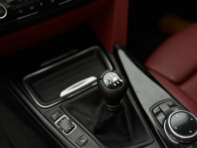 Серый БМВ 4 Серия, объемом двигателя 3 л и пробегом 148 тыс. км за 20000 $, фото 8 на Automoto.ua