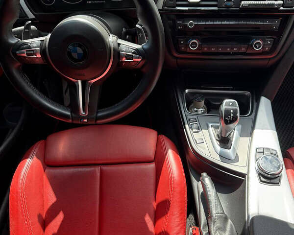 Серый БМВ 4 Серия, объемом двигателя 3 л и пробегом 315 тыс. км за 22500 $, фото 22 на Automoto.ua