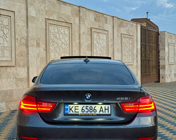 Серый БМВ 4 Серия, объемом двигателя 2 л и пробегом 140 тыс. км за 15500 $, фото 3 на Automoto.ua