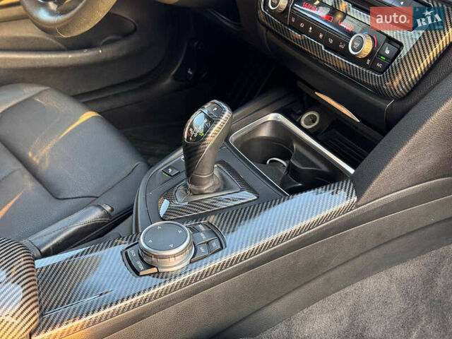 Серый БМВ 4 Серия, объемом двигателя 2.98 л и пробегом 119 тыс. км за 19850 $, фото 32 на Automoto.ua