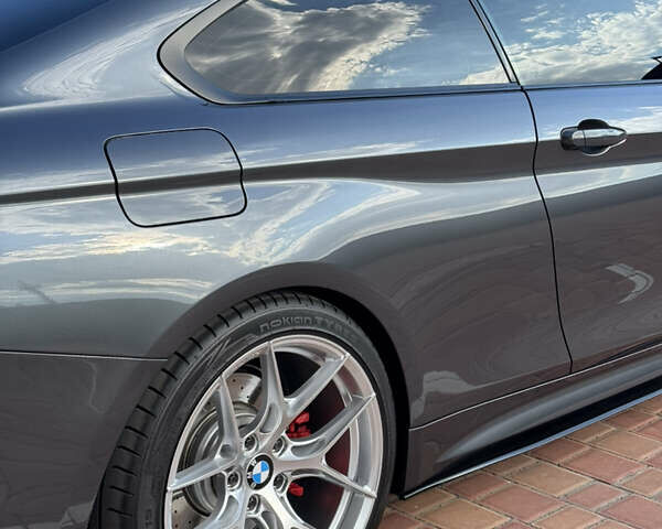 Серый БМВ 4 Серия, объемом двигателя 2.99 л и пробегом 220 тыс. км за 29000 $, фото 3 на Automoto.ua