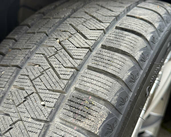 Сірий БМВ 4 Серія, об'ємом двигуна 3 л та пробігом 193 тис. км за 19999 $, фото 28 на Automoto.ua