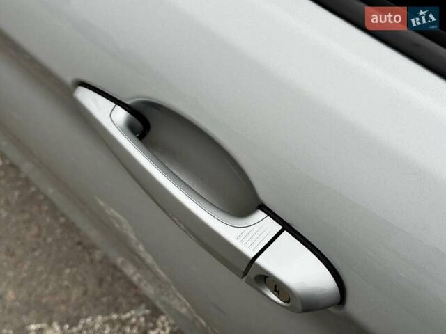 Серый БМВ 4 Серия, объемом двигателя 2 л и пробегом 100 тыс. км за 19500 $, фото 19 на Automoto.ua