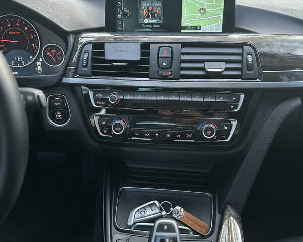 Серый БМВ 4 Серия, объемом двигателя 2 л и пробегом 120 тыс. км за 22500 $, фото 27 на Automoto.ua