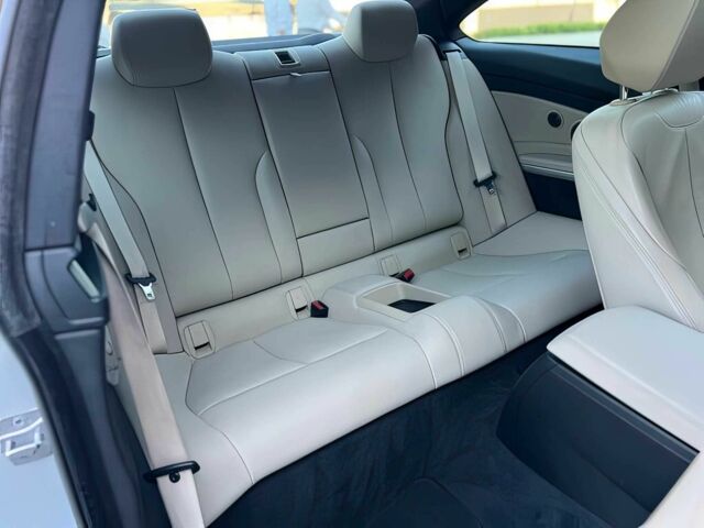 Серый БМВ 4 Серия, объемом двигателя 2 л и пробегом 65 тыс. км за 12000 $, фото 12 на Automoto.ua