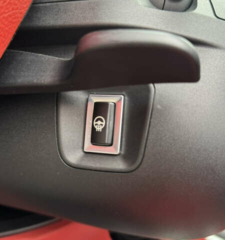 Серый БМВ 4 Серия, объемом двигателя 3 л и пробегом 150 тыс. км за 28000 $, фото 13 на Automoto.ua