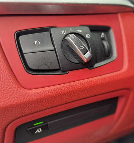 Серый БМВ 4 Серия, объемом двигателя 3 л и пробегом 150 тыс. км за 28000 $, фото 12 на Automoto.ua