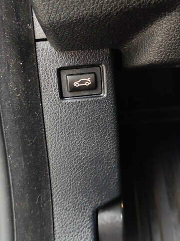 Сірий БМВ 4 Серія, об'ємом двигуна 2 л та пробігом 90 тис. км за 22999 $, фото 84 на Automoto.ua