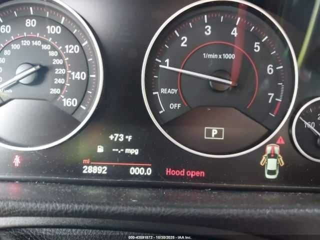 Серый БМВ 4 Серия, объемом двигателя 2 л и пробегом 28 тыс. км за 4300 $, фото 6 на Automoto.ua