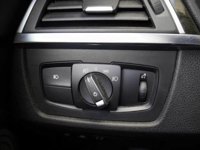 Серый БМВ 4 Серия, объемом двигателя 3 л и пробегом 36 тыс. км за 7500 $, фото 12 на Automoto.ua