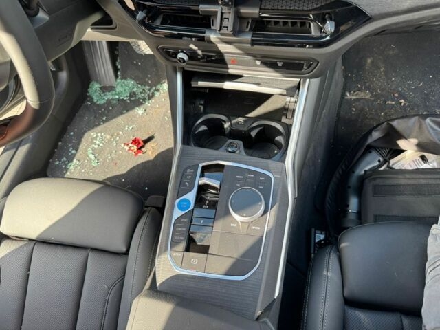 Сірий БМВ 4 Серія, об'ємом двигуна 0 л та пробігом 6 тис. км за 22500 $, фото 21 на Automoto.ua