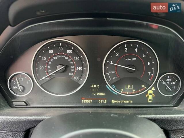 Синій БМВ 4 Серія, об'ємом двигуна 3 л та пробігом 133 тис. км за 18000 $, фото 14 на Automoto.ua
