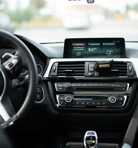 Синий БМВ 4 Серия, объемом двигателя 2 л и пробегом 163 тыс. км за 23100 $, фото 24 на Automoto.ua