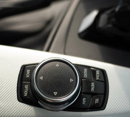 Синий БМВ 4 Серия, объемом двигателя 2 л и пробегом 163 тыс. км за 23100 $, фото 30 на Automoto.ua