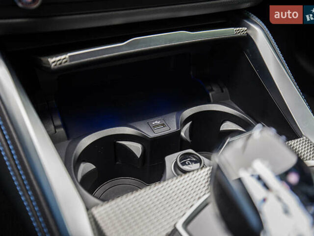 Синій БМВ 4 Серія, об'ємом двигуна 3 л та пробігом 56 тис. км за 58950 $, фото 31 на Automoto.ua